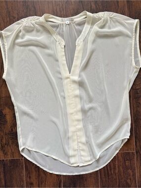 Red Haute Medium Sheer Cream Drape Blouse